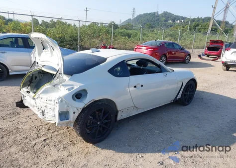 2023 Toyota Gr86 Premium z USA, uszkodzony, nr VIN JF1ZNBE12P9751764